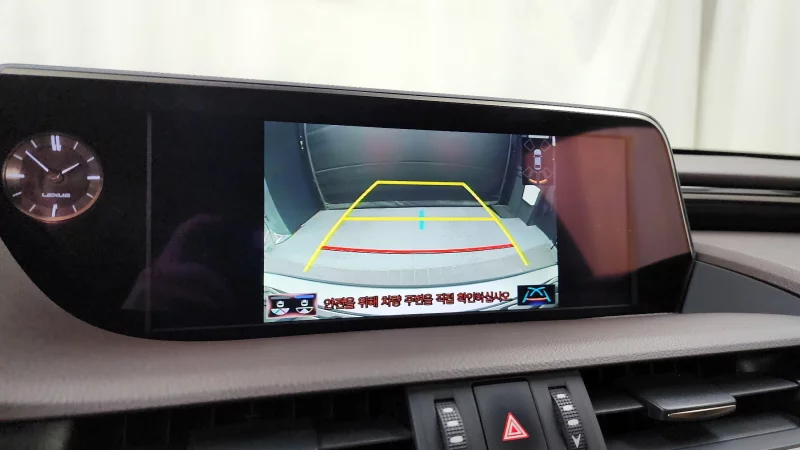 Lexus ES300h
