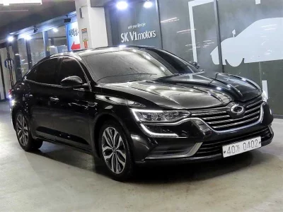 Renault SM6