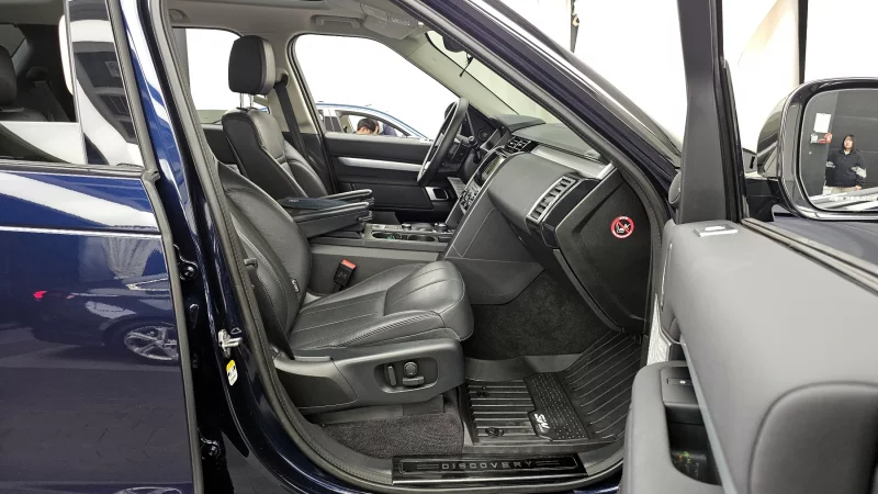 Land Rover DISCOVERY