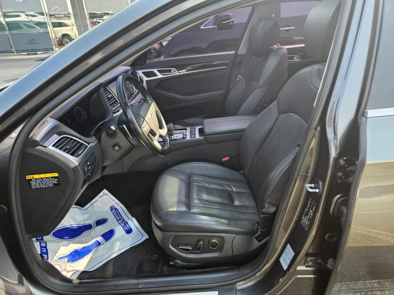 Genesis G80