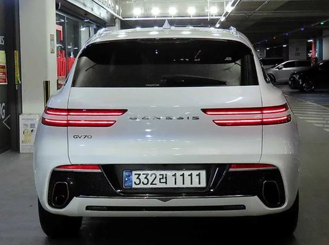 Genesis GV70