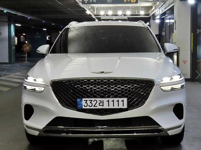 Genesis GV70
