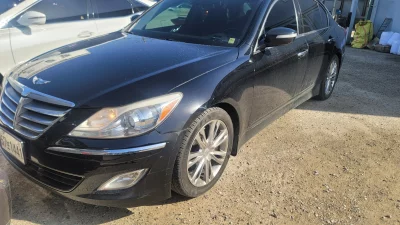 Hyundai Genesis