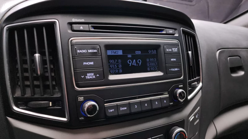 Hyundai Grand Starex