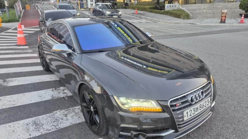 Audi S7