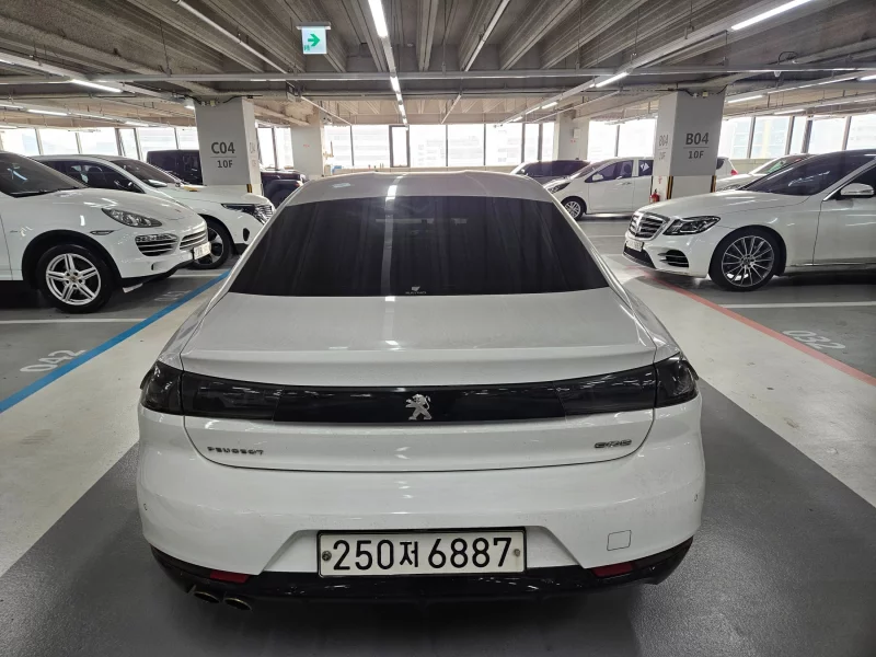 Peugeot 508