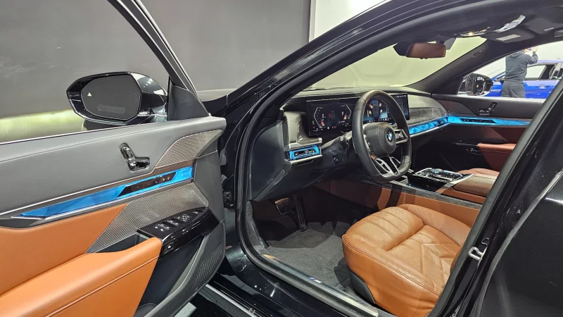 BMW 7-Series