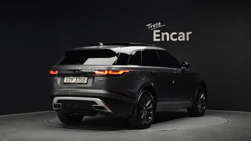 Land Rover Range Rover Velar