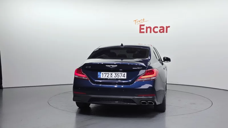 Genesis G70