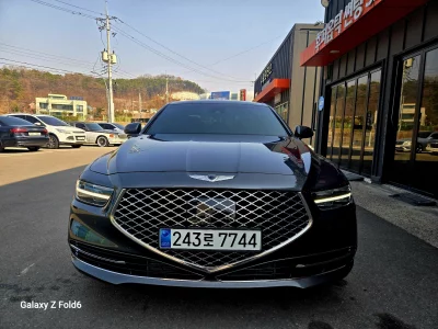 Genesis G90