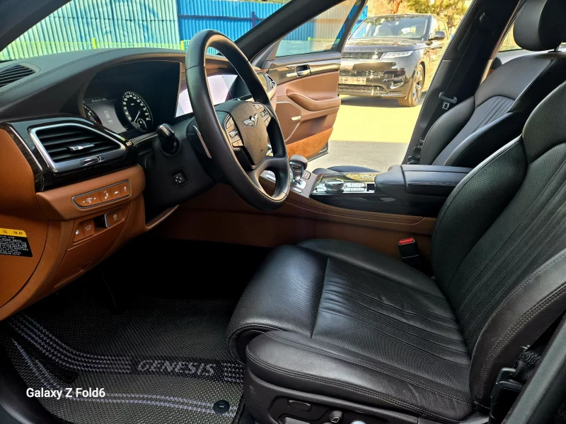 Genesis G90