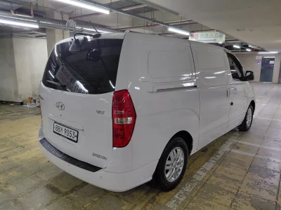 Hyundai Grand Starex