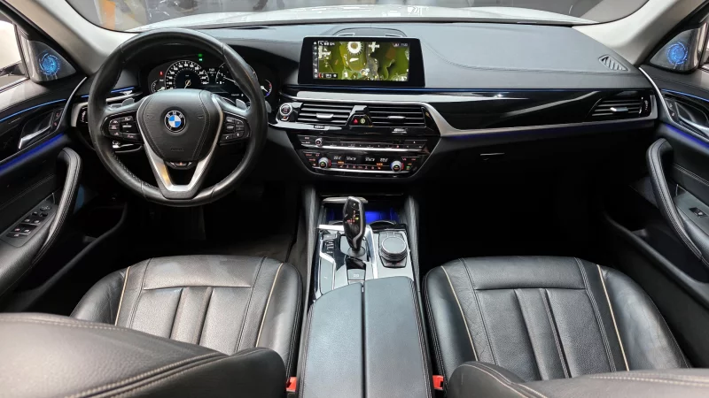 BMW 5-Series