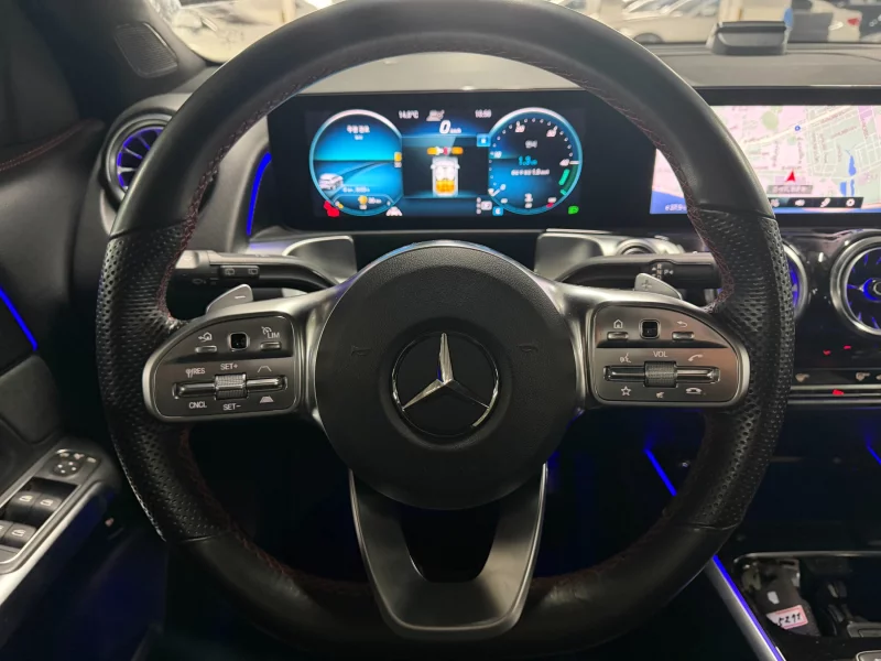 Mercedes-Benz GLB-Class