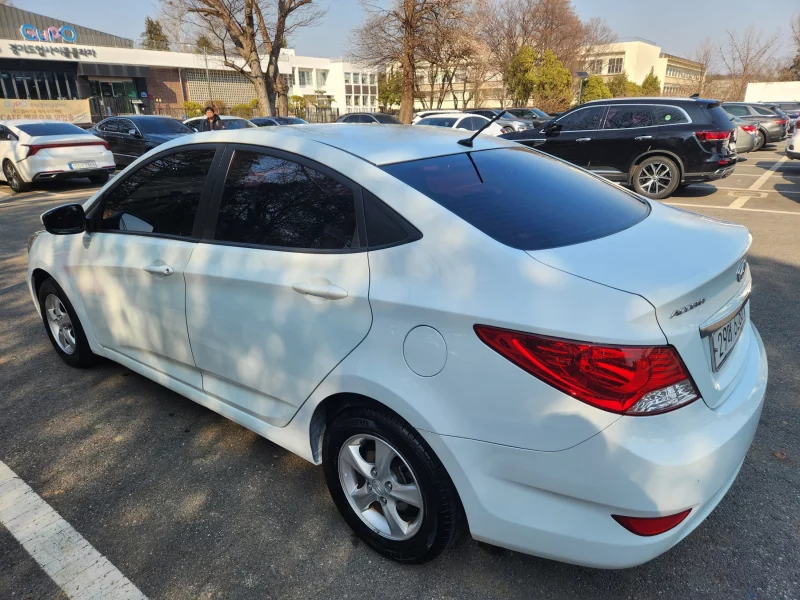Hyundai Accent