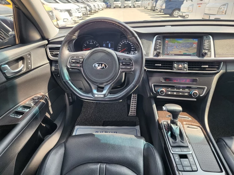 Kia K5