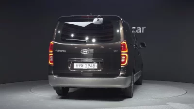 Hyundai Grand Starex