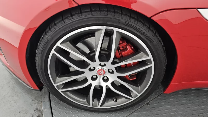 Jaguar F-TYPE