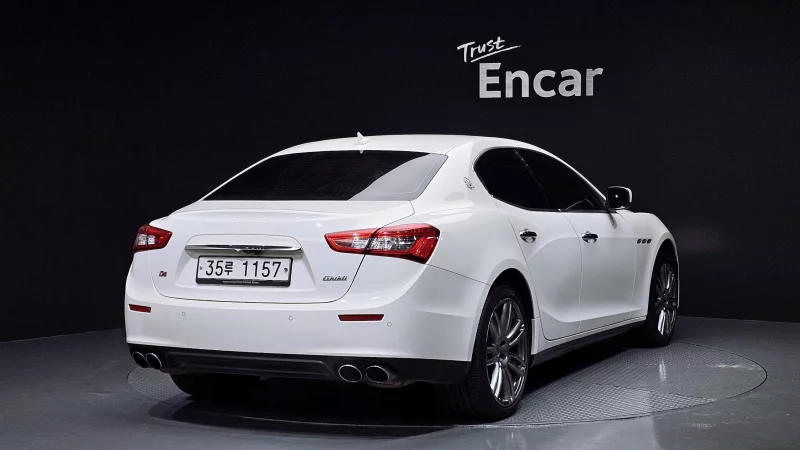 Maserati Ghibli