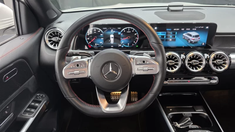 Mercedes-Benz GLB-Class