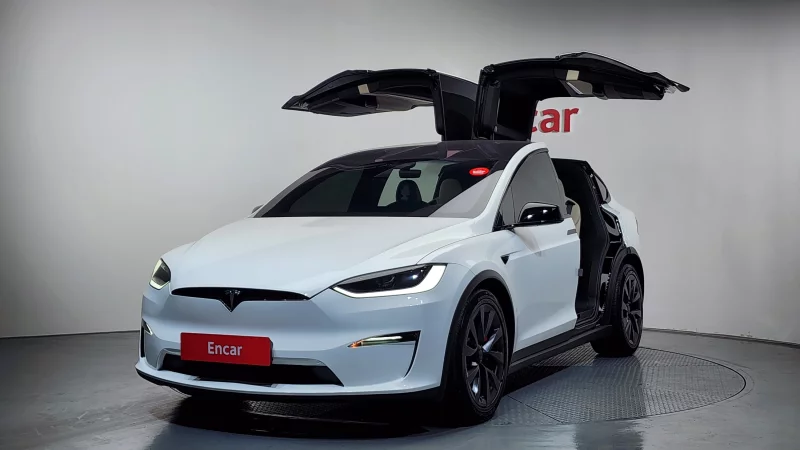 Tesla MODEL X