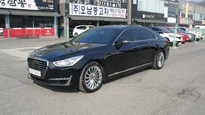 Genesis EQ900