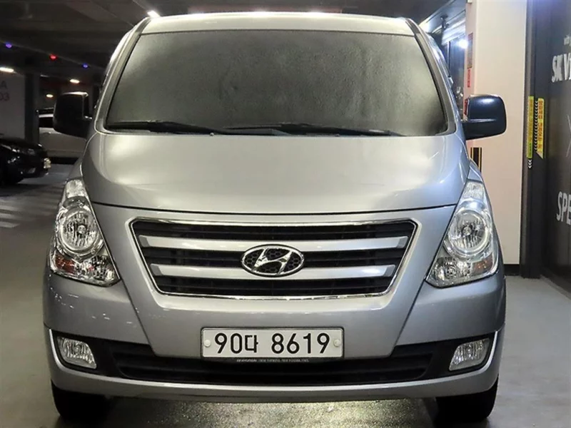 Hyundai Starex