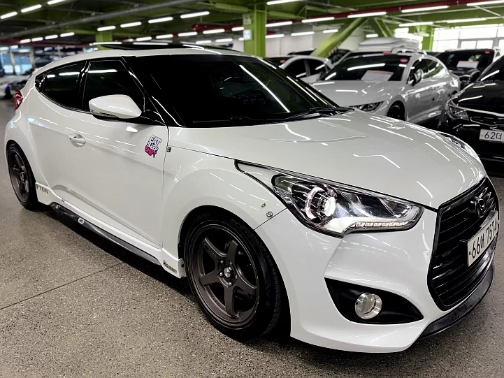 Hyundai Veloster