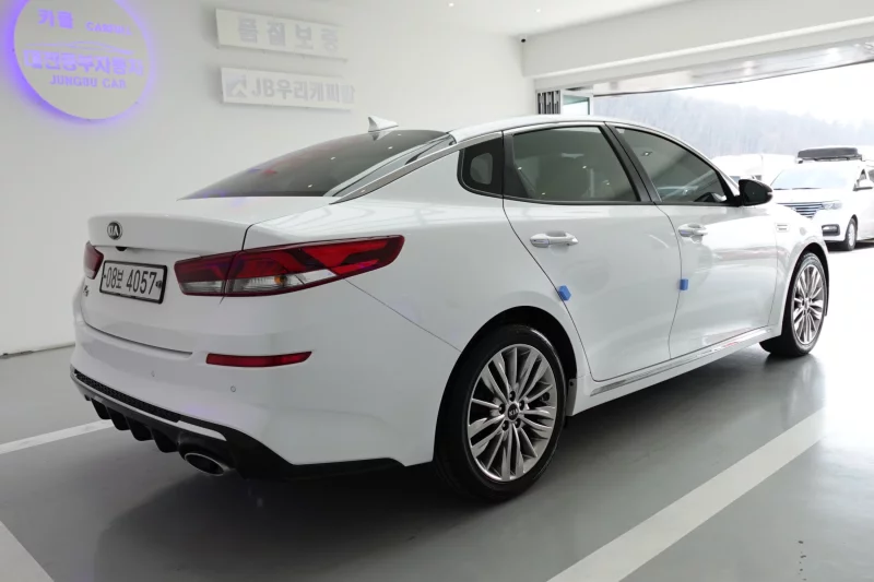 Kia K5