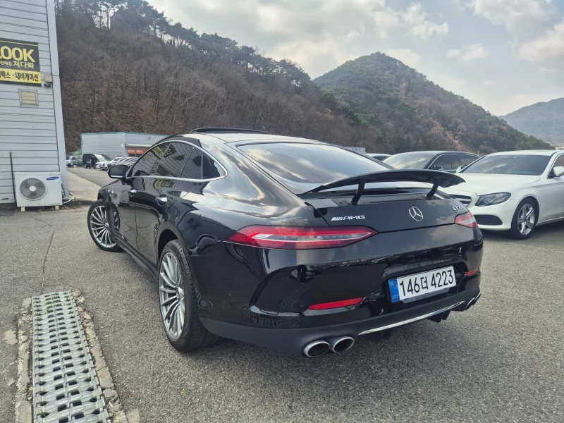 Mercedes-Benz AMG GT