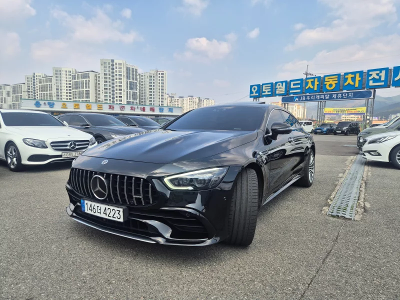 Mercedes-Benz AMG GT