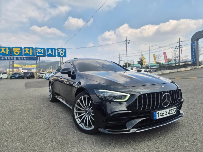 Mercedes-Benz AMG GT