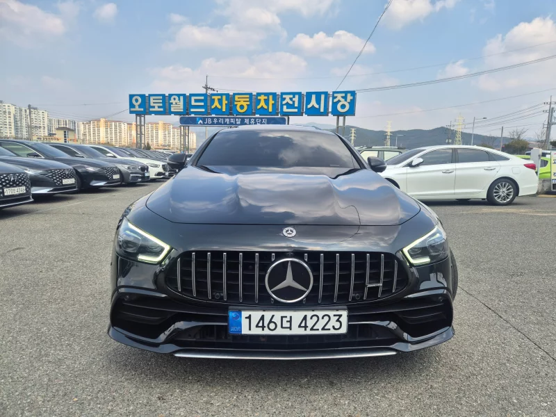 Mercedes-Benz AMG GT