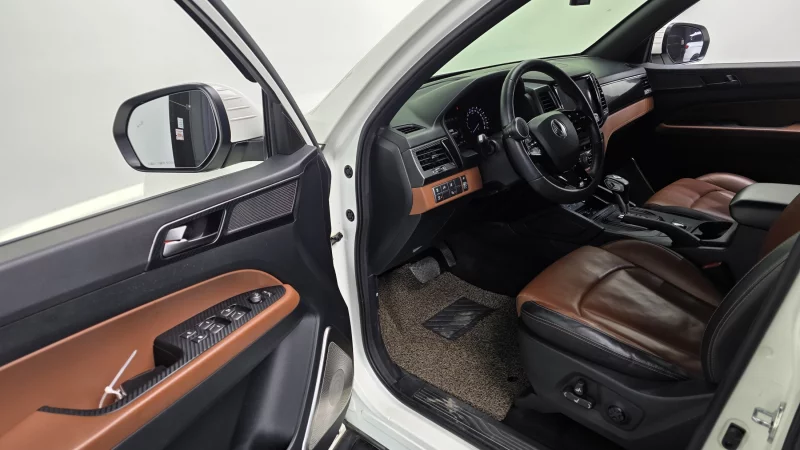 SsangYong Rexton Sports Khan