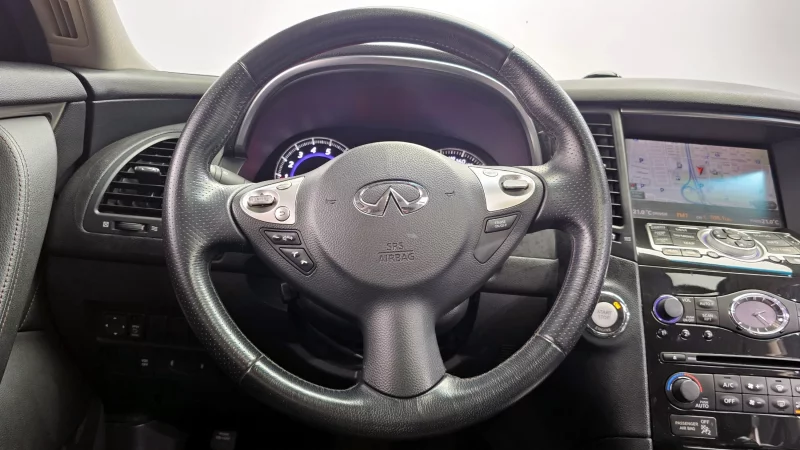 Infiniti FX