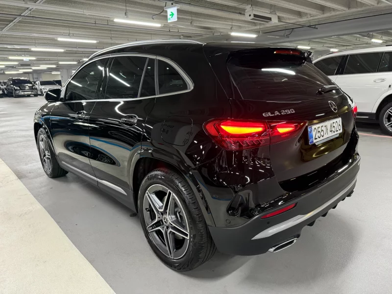 Mercedes-Benz GLA-Class