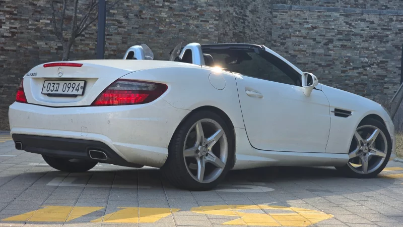 Mercedes-Benz SLK-Class