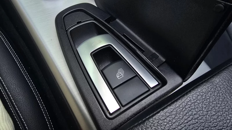 Mercedes-Benz SLK-Class