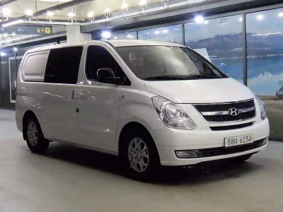 Hyundai Grand Starex