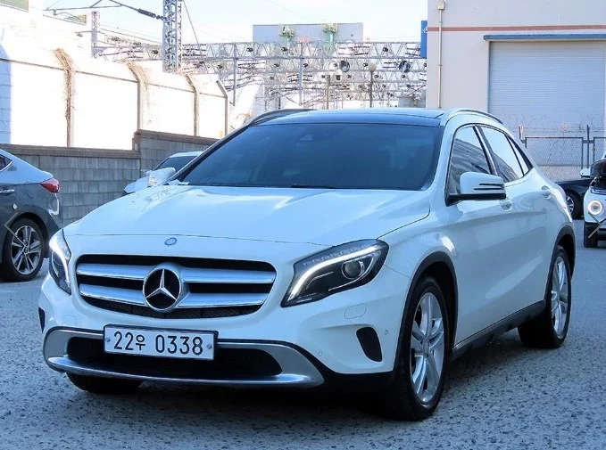 Mercedes-Benz GLA-Class
