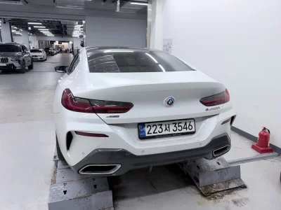 BMW 8-Series