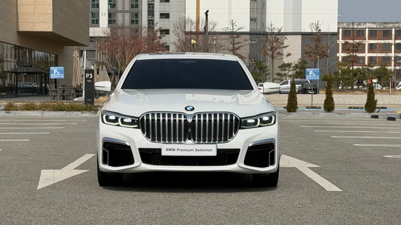 BMW 7-Series
