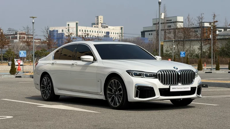 BMW 7-Series