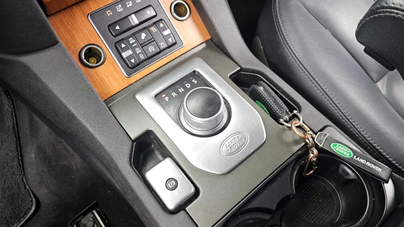 Land Rover DISCOVERY