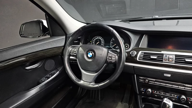 BMW 5-Series Gran Turismo