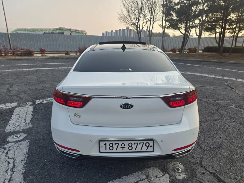 Kia K7
