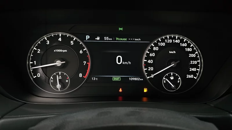 Genesis EQ900
