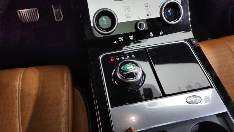 Land Rover RANGE ROVER VELAR