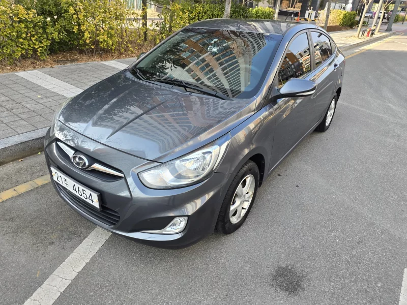 Hyundai Accent