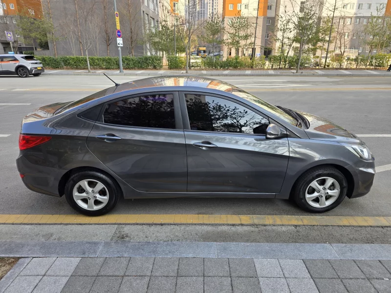 Hyundai Accent